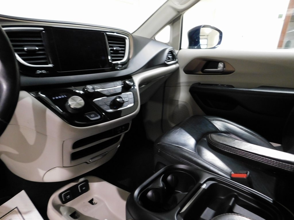 Chrysler Pacifica Touring-L 2017