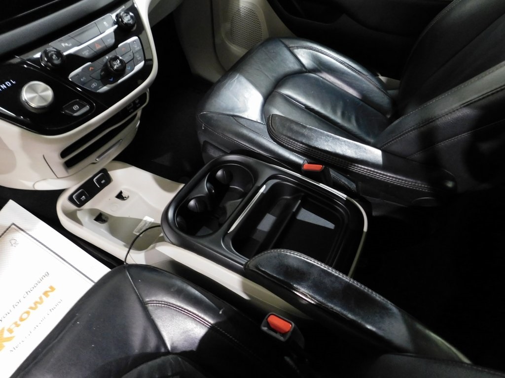 Chrysler Pacifica Touring-L 2017