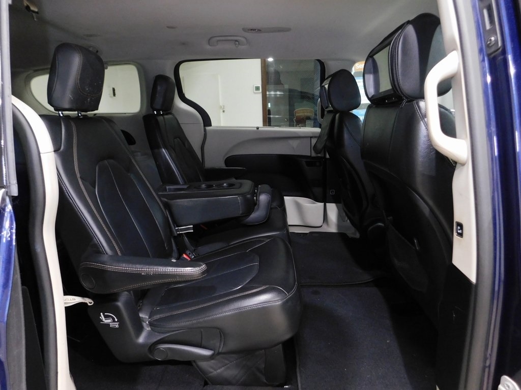 Chrysler Pacifica Touring-L 2017