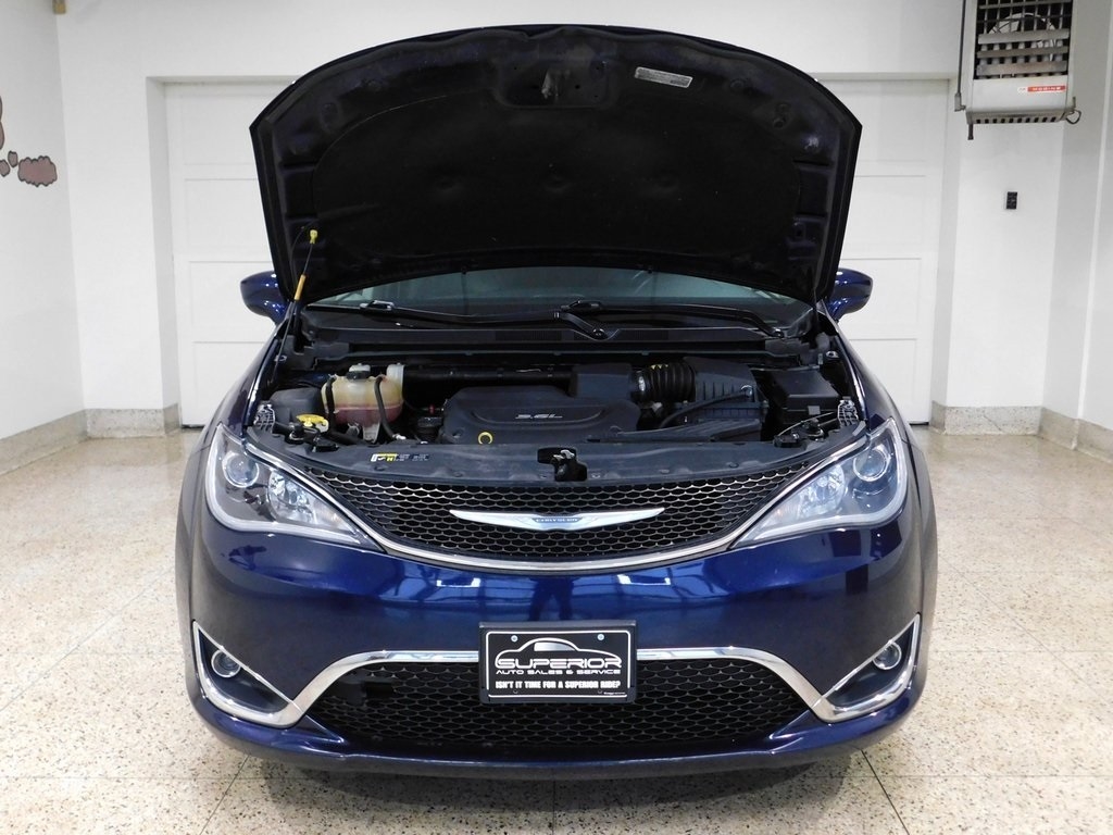 Chrysler Pacifica Touring-L 2017