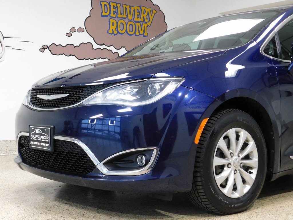 Chrysler Pacifica Touring-L 2017