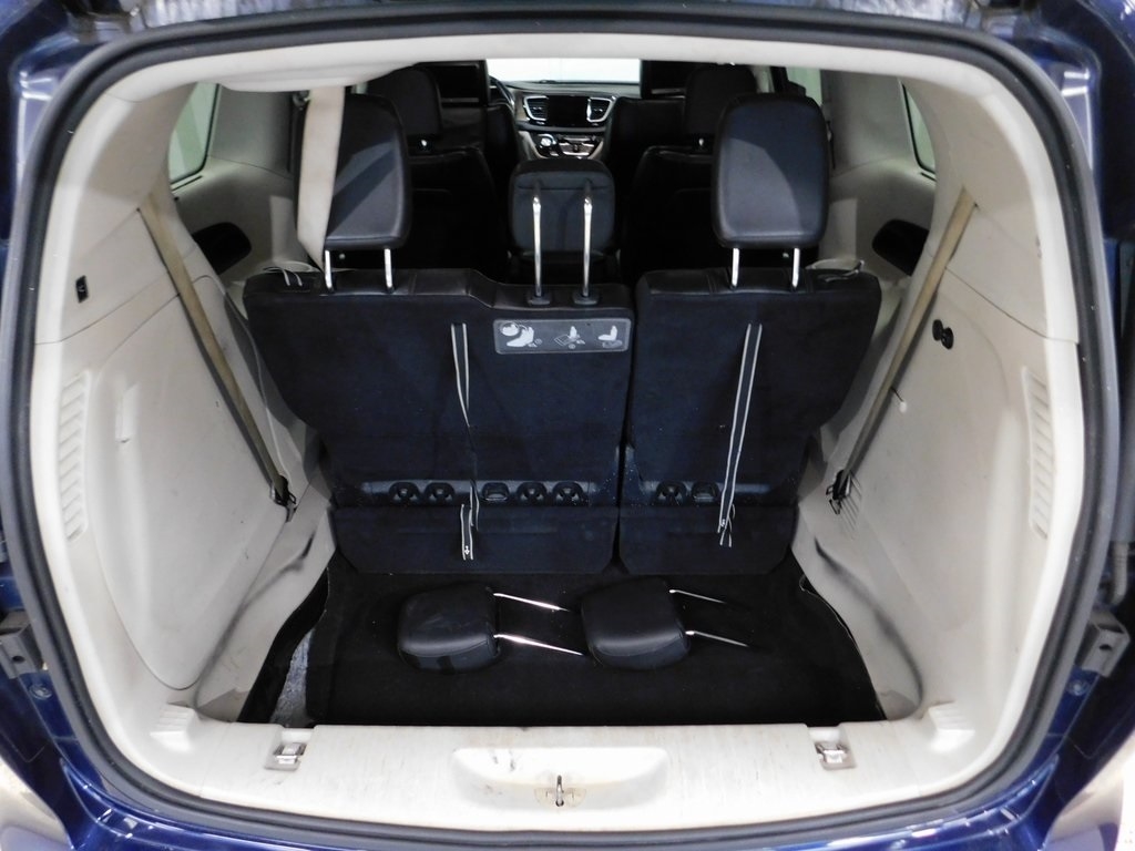 Chrysler Pacifica Touring-L 2017