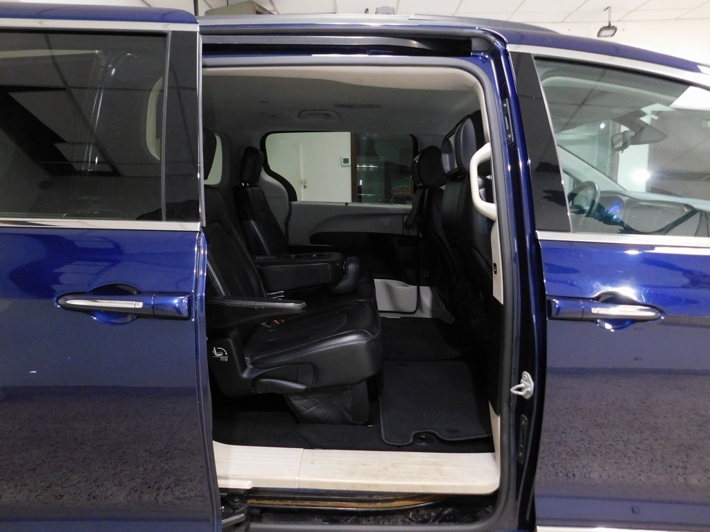 Chrysler Pacifica Touring-L 2017