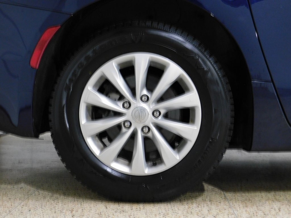 Chrysler Pacifica Touring-L 2017