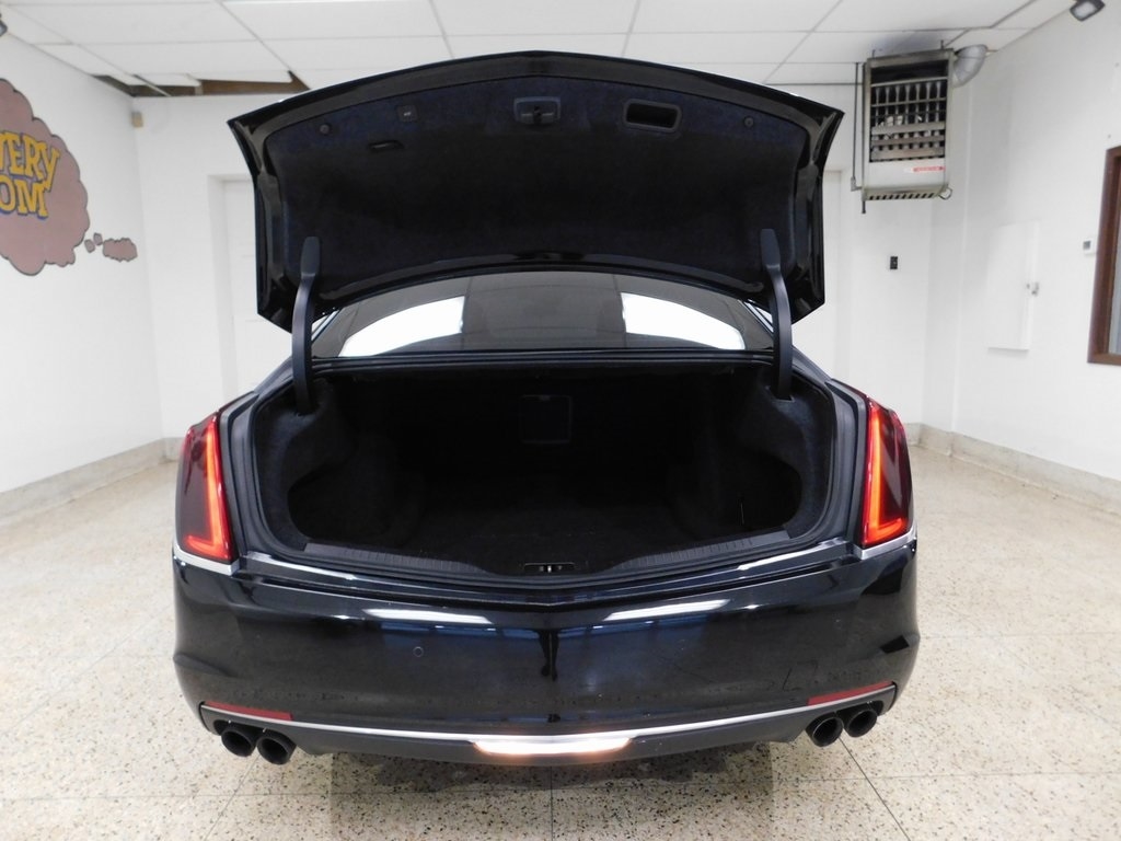 Cadillac CT6 3.6L Luxury AWD 2016