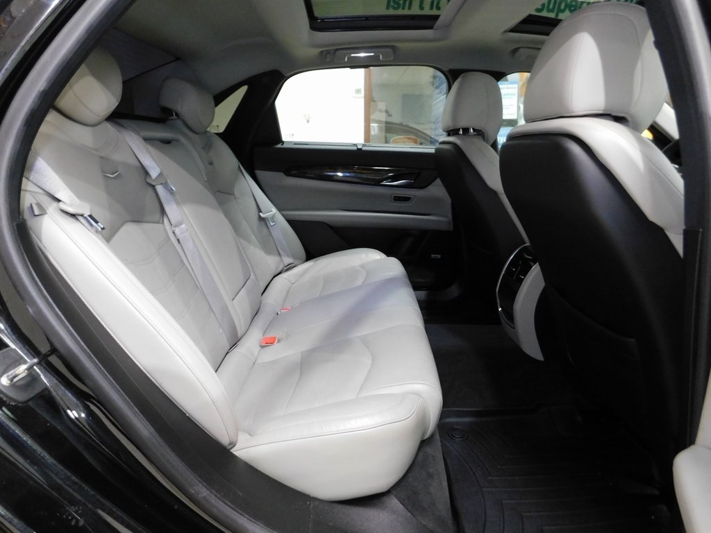 Cadillac CT6 3.6L Luxury AWD 2016