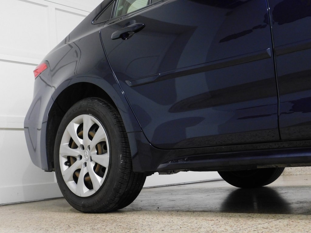 Toyota Corolla LE 2021