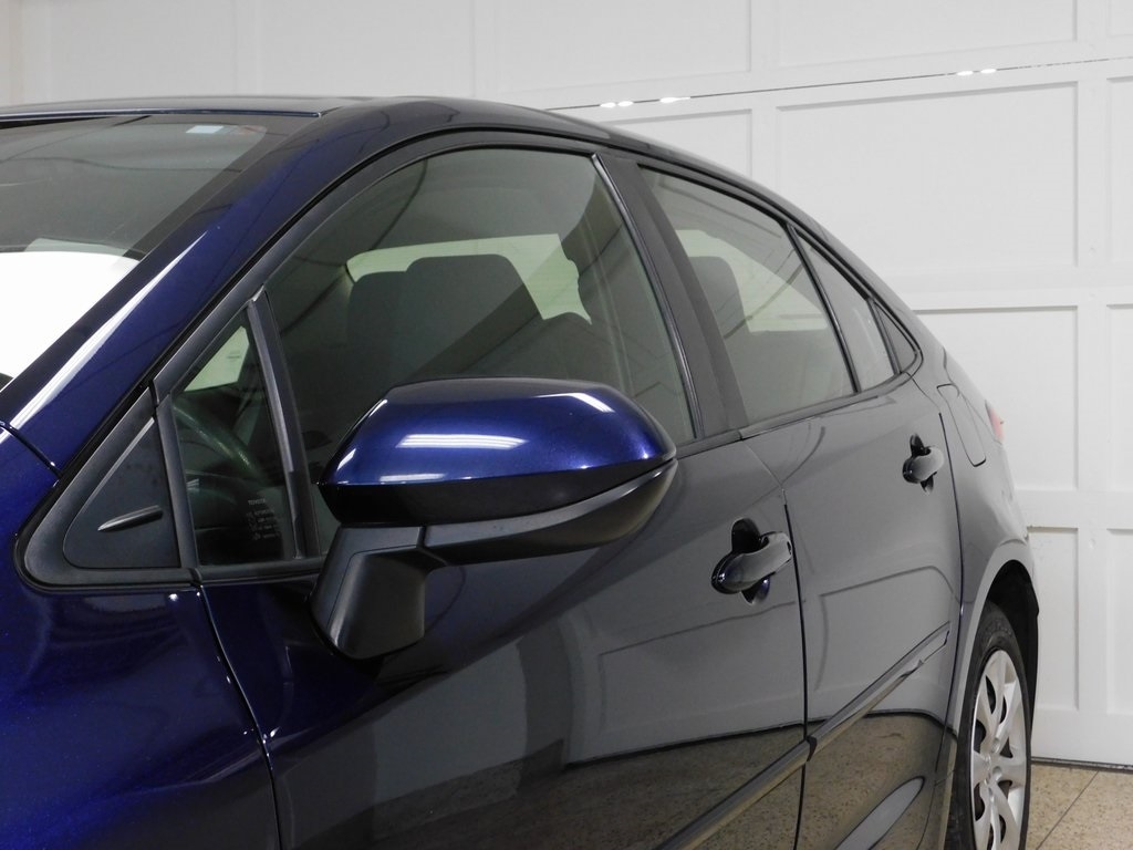 Toyota Corolla LE 2021