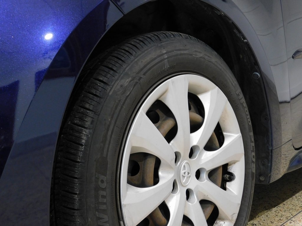 Toyota Corolla LE 2021