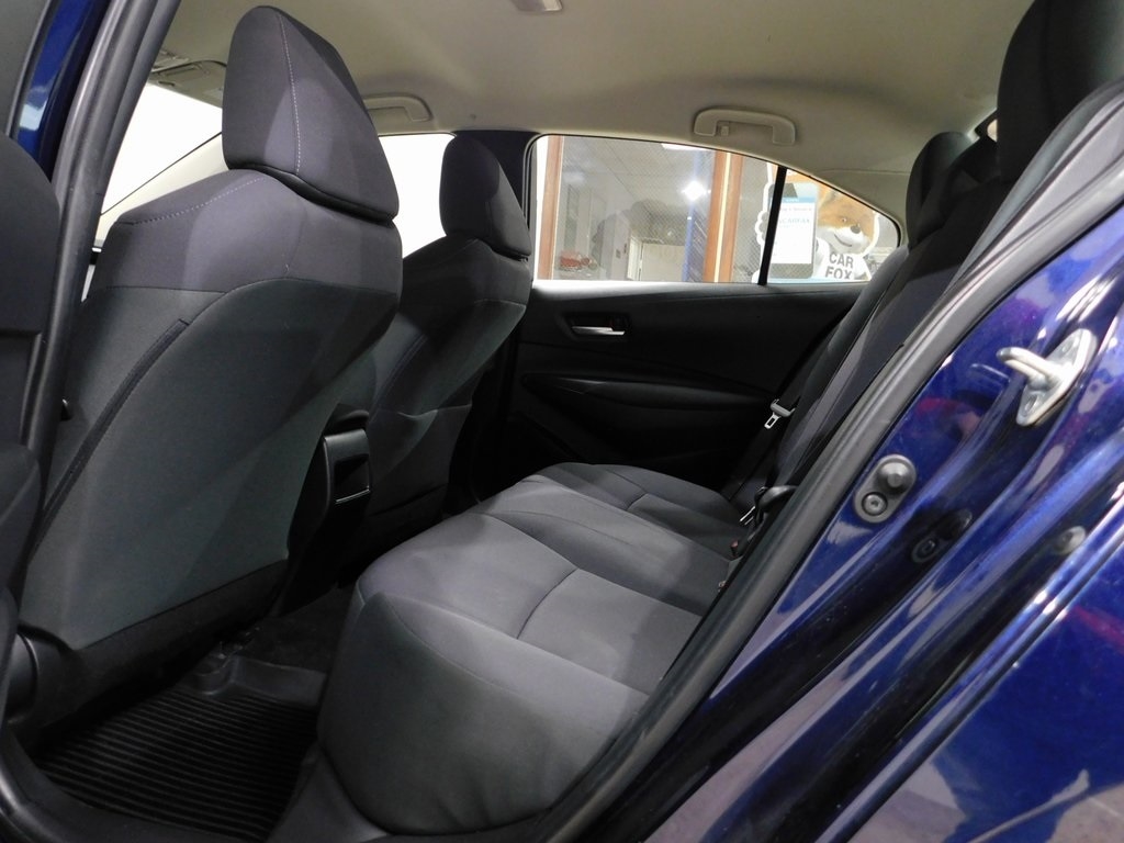 Toyota Corolla LE 2021