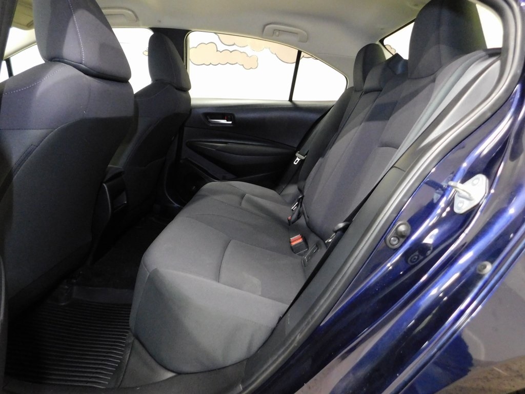 Toyota Corolla LE 2021