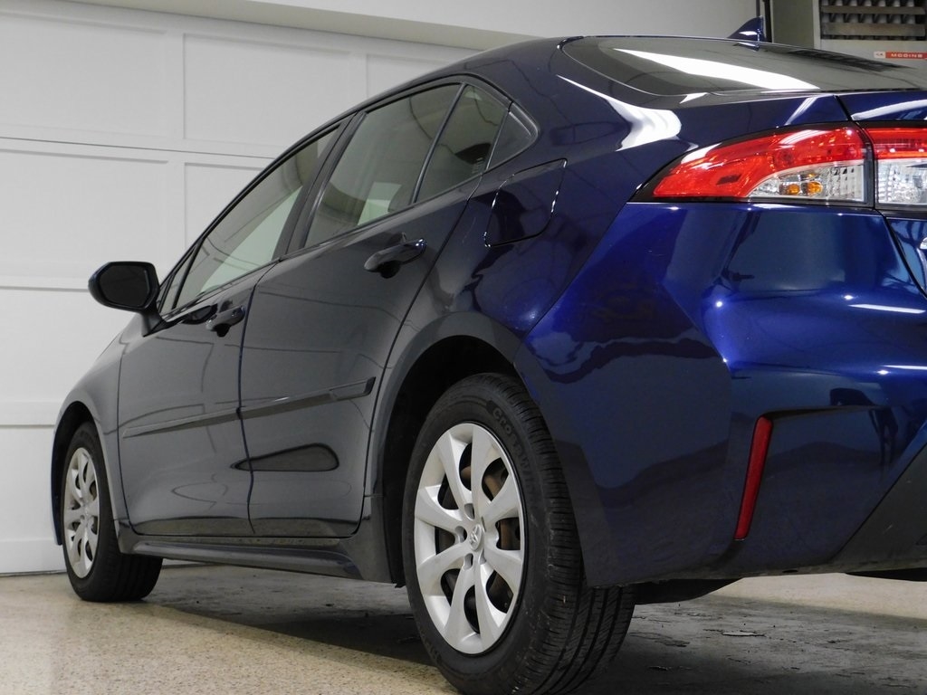 Toyota Corolla LE 2021
