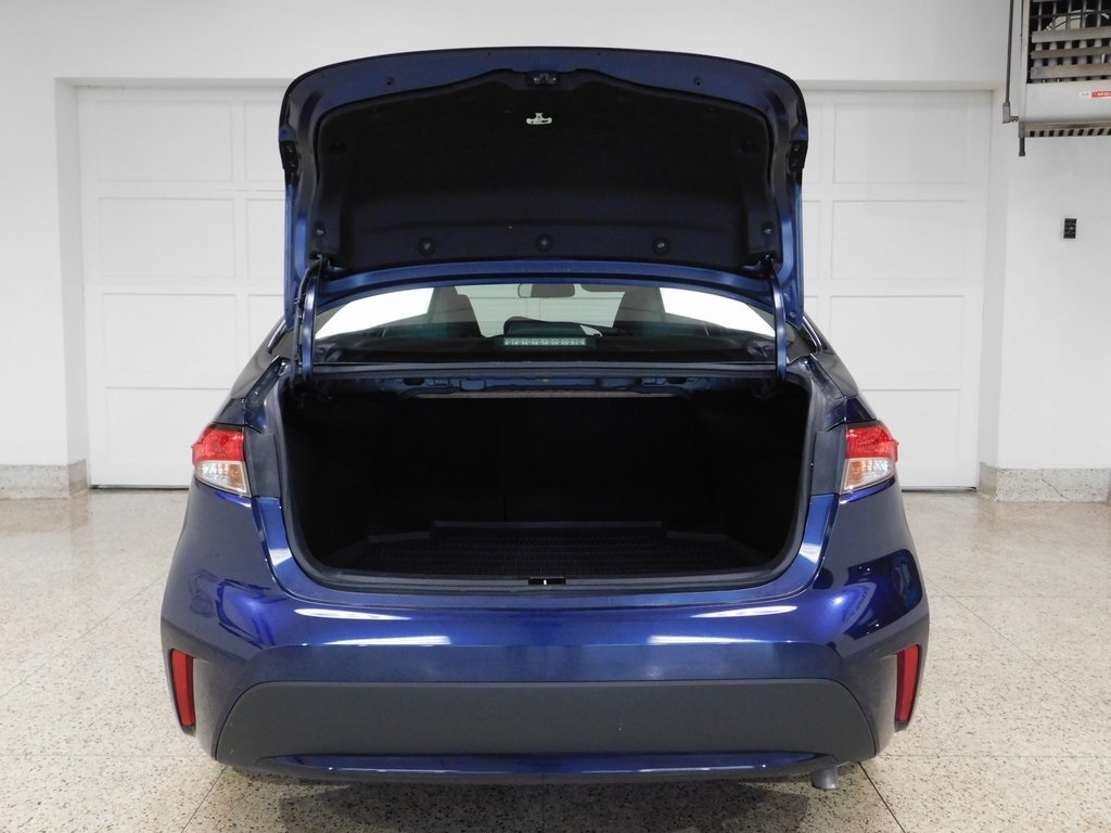 Toyota Corolla LE 2021