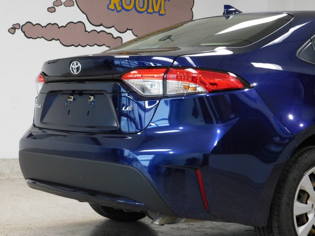 Toyota Corolla LE 2021