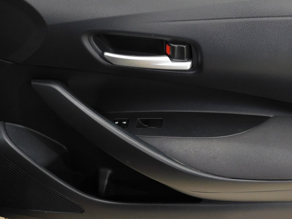 Toyota Corolla LE 2021