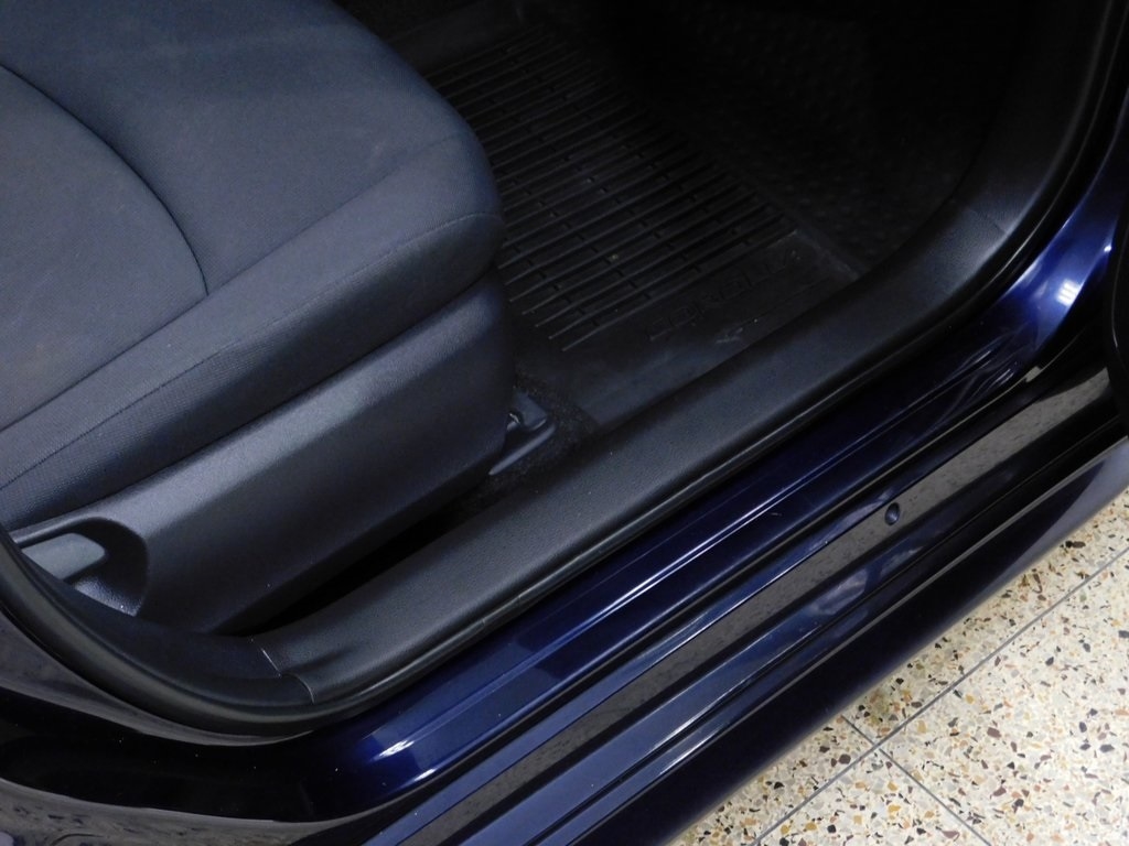 Toyota Corolla LE 2021