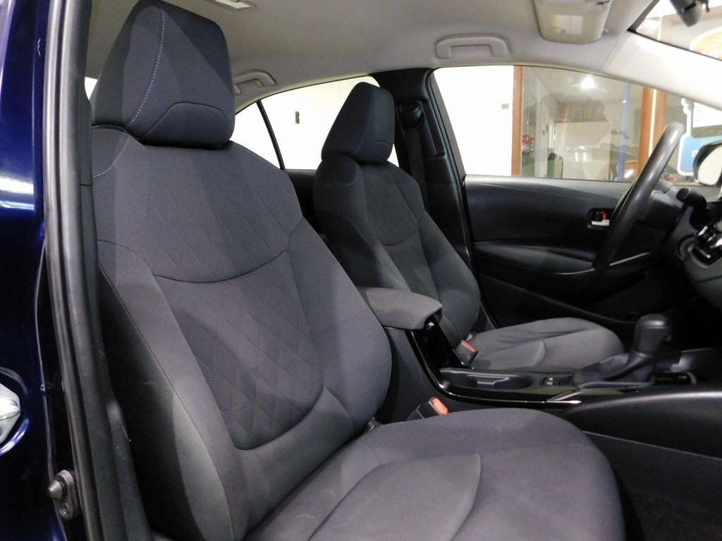 Toyota Corolla LE 2021