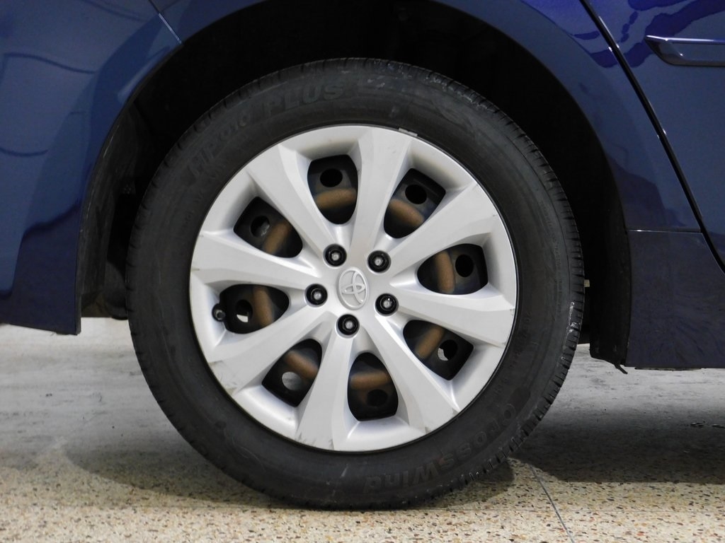 Toyota Corolla LE 2021