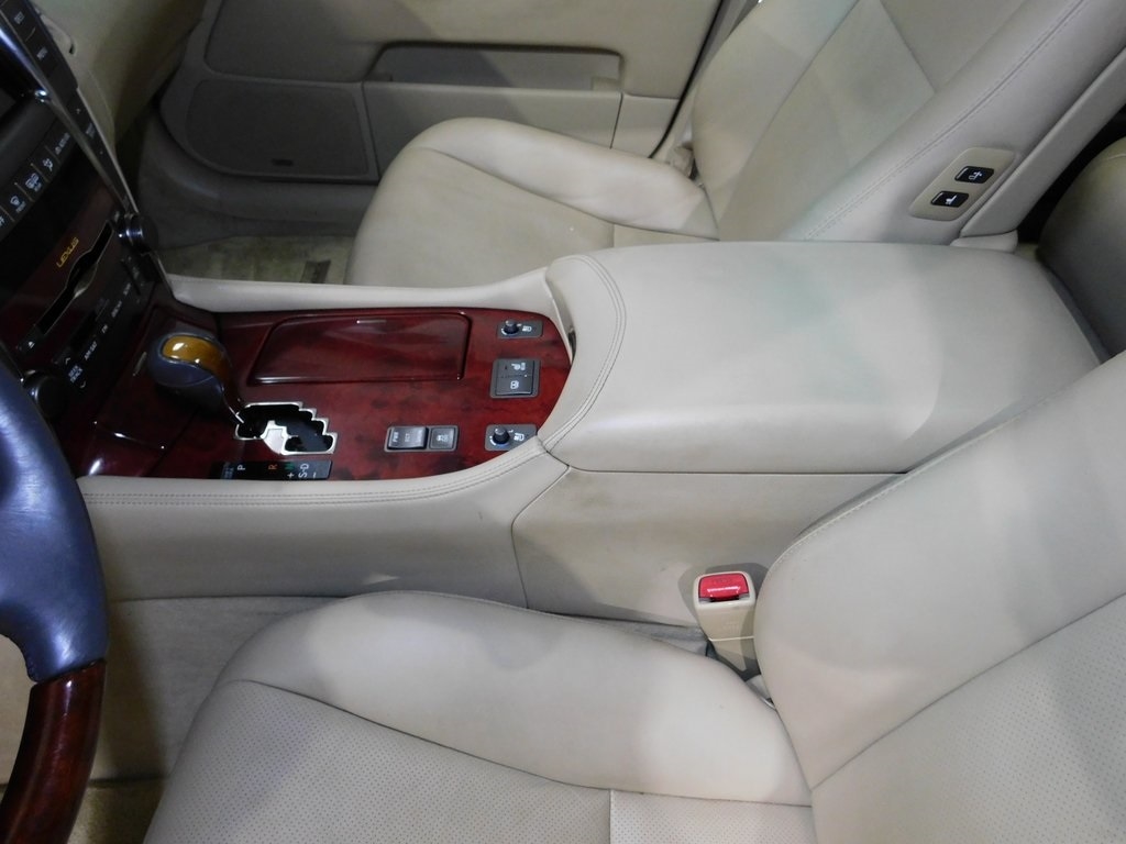 Lexus LS 460 Luxury Sedan 2008