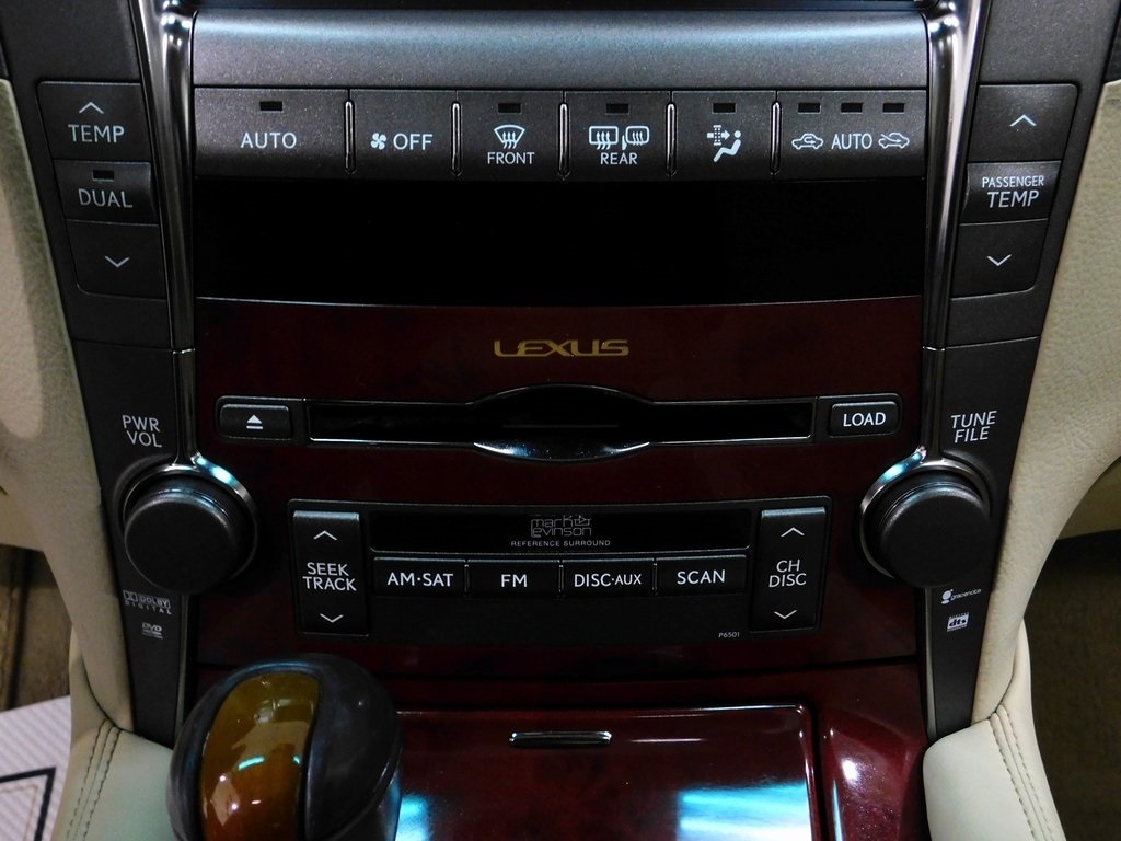 Lexus LS 460 Luxury Sedan 2008