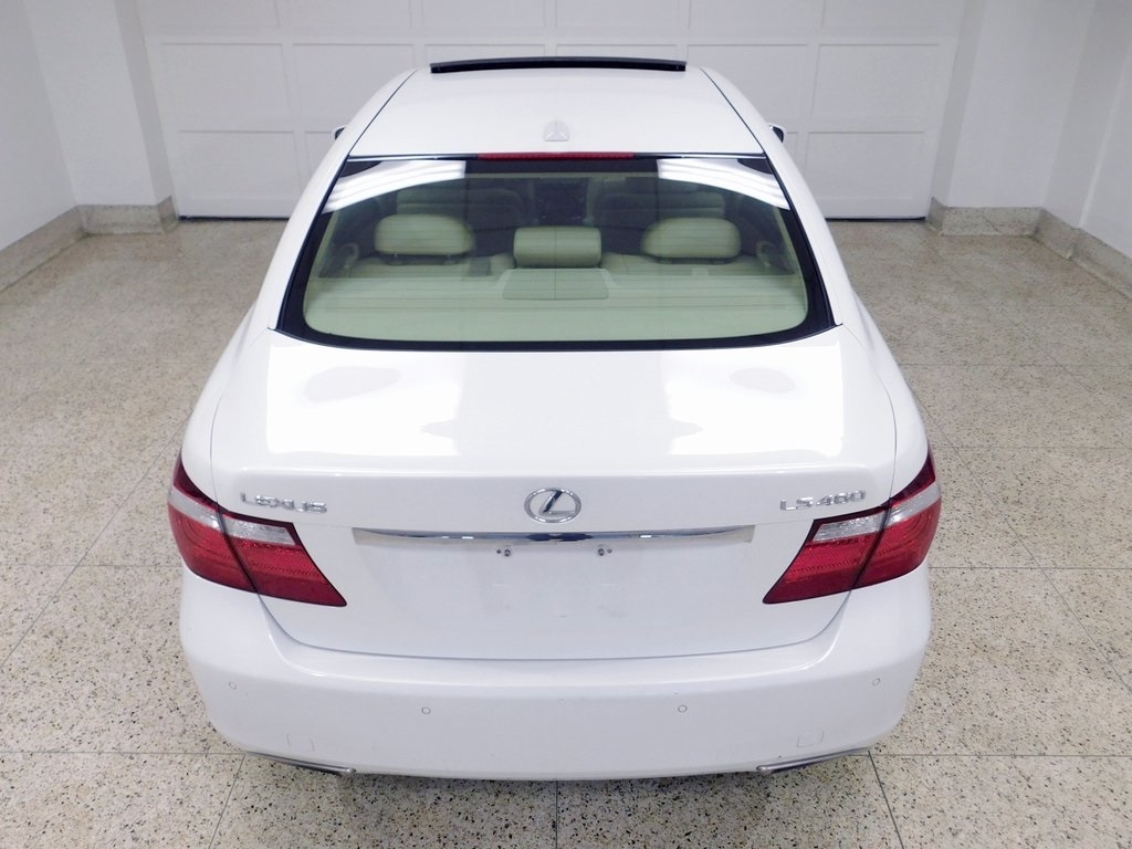 Lexus LS 460 Luxury Sedan 2008