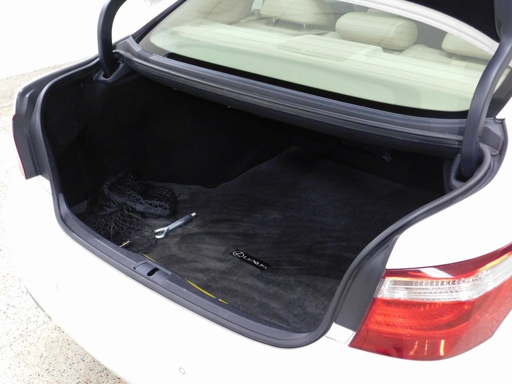 Lexus LS 460 Luxury Sedan 2008