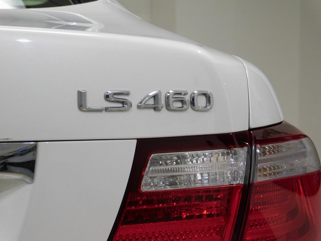 Lexus LS 460 Luxury Sedan 2008