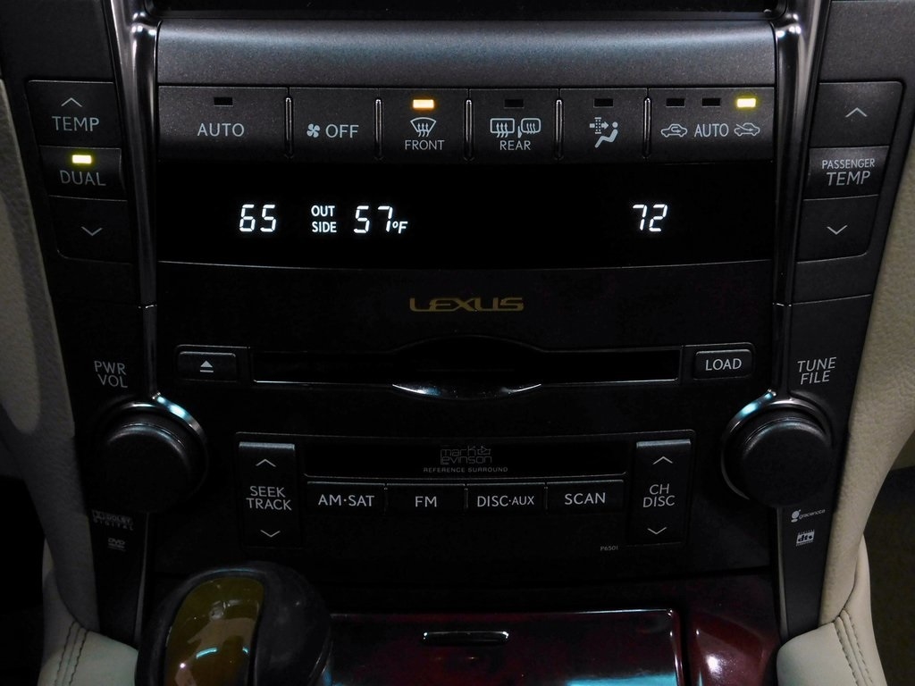 Lexus LS 460 Luxury Sedan 2008