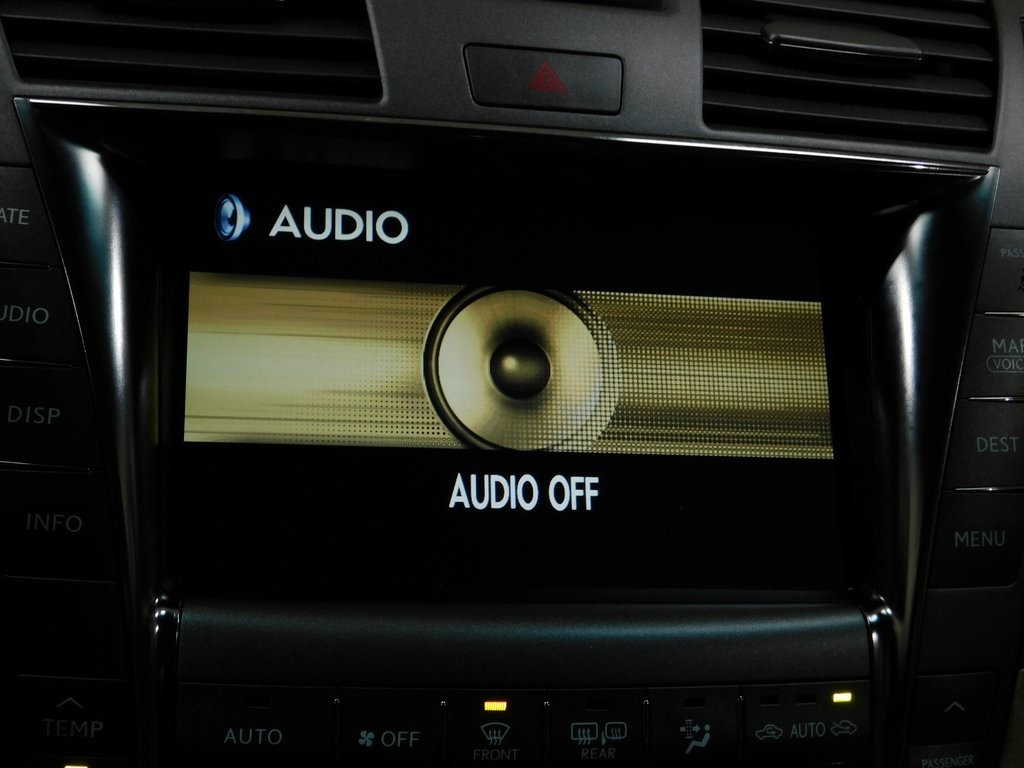 Lexus LS 460 Luxury Sedan 2008