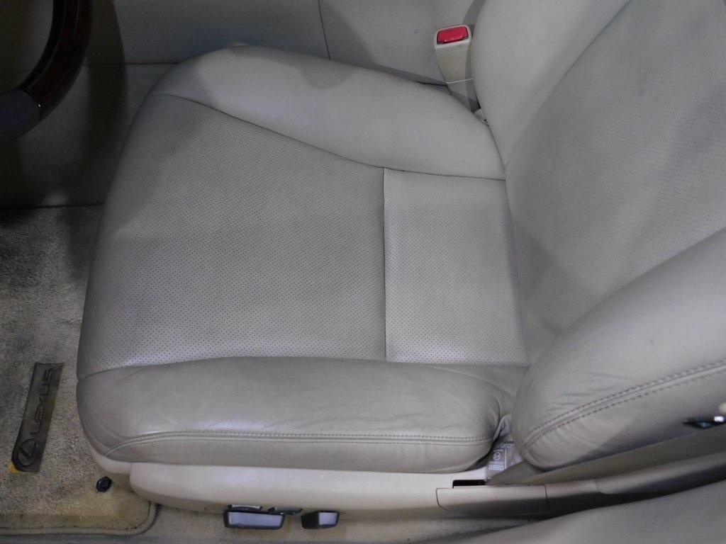 Lexus LS 460 Luxury Sedan 2008