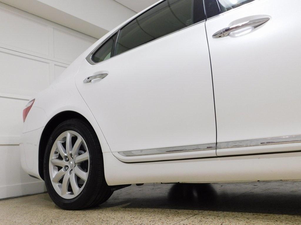 Lexus LS 460 Luxury Sedan 2008