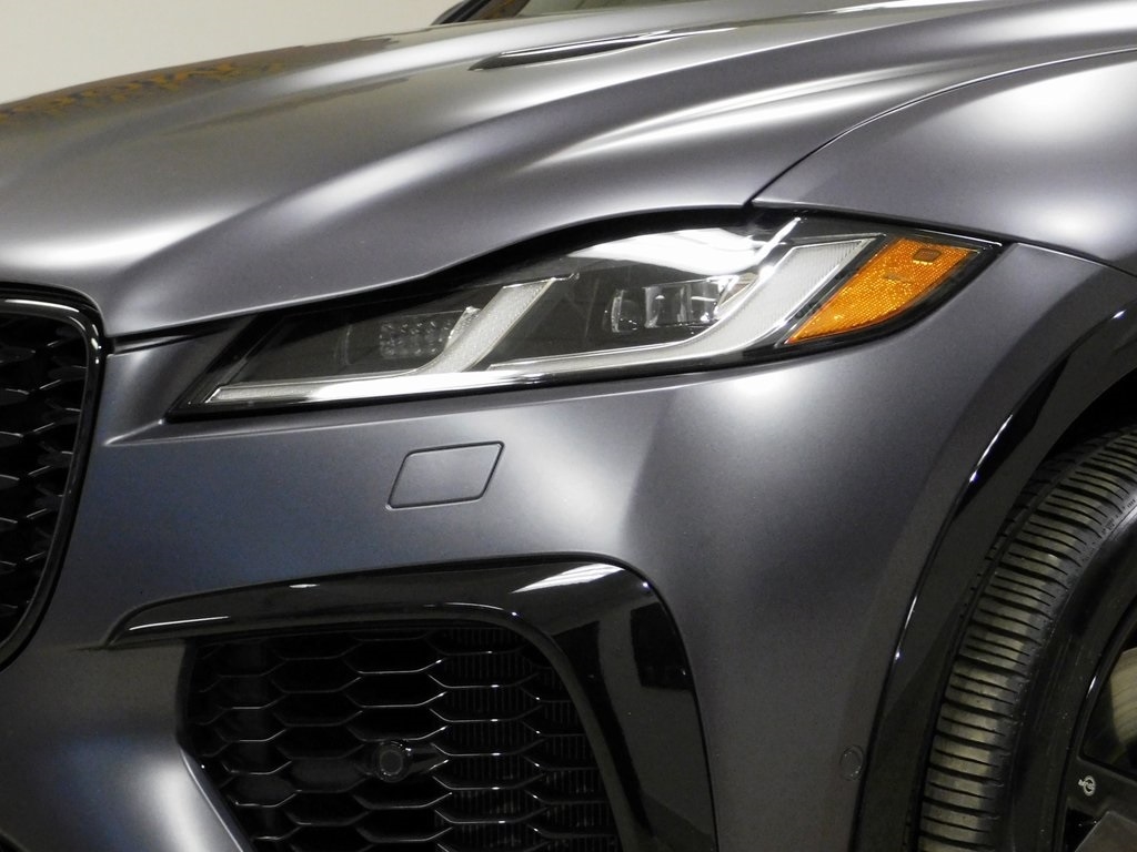 Jaguar F-Pace SVR 2024