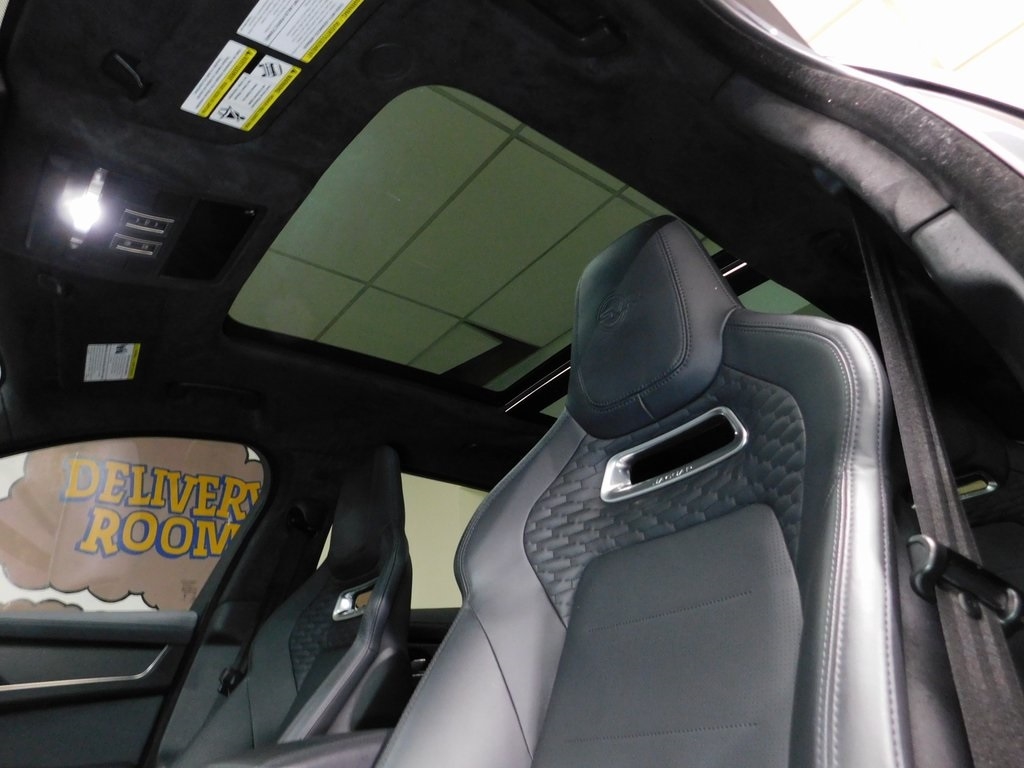 Jaguar F-Pace SVR 2024