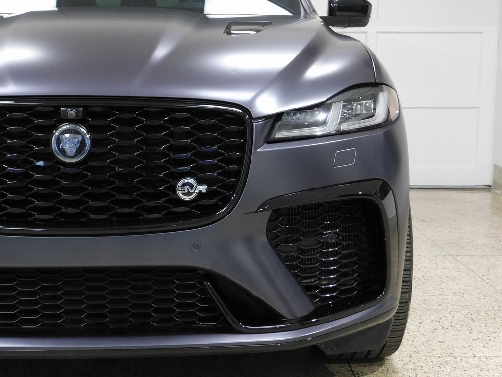 Jaguar F-Pace SVR 2024