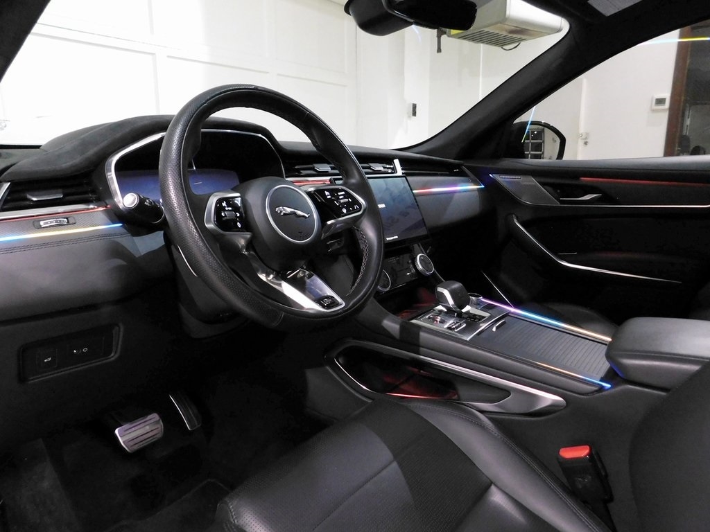 Jaguar F-Pace SVR 2024