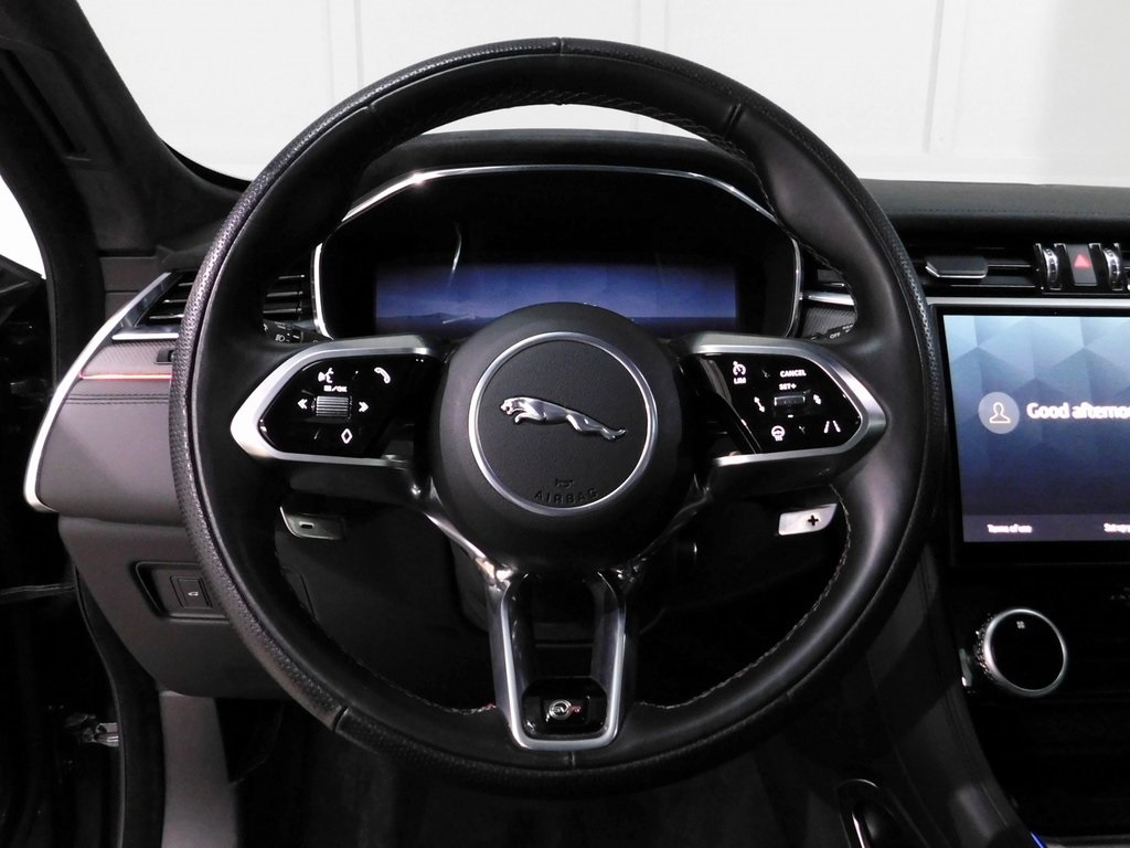 Jaguar F-Pace SVR 2024