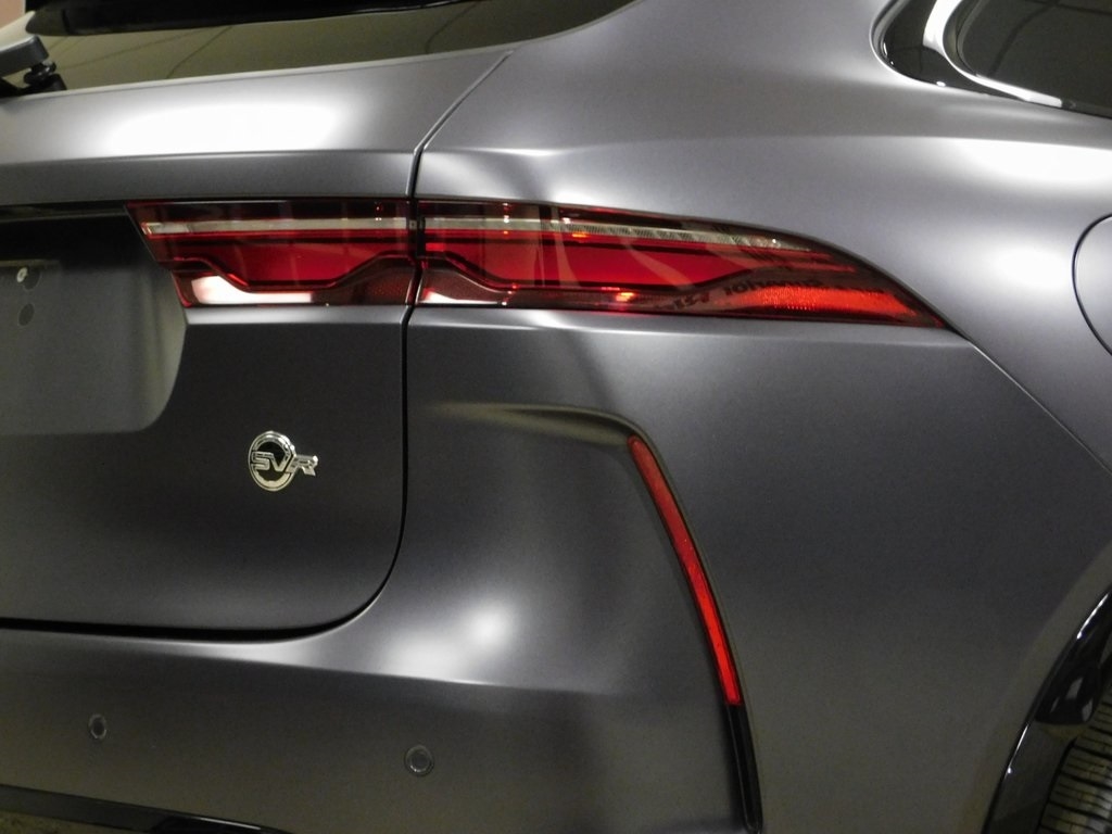 Jaguar F-Pace SVR 2024