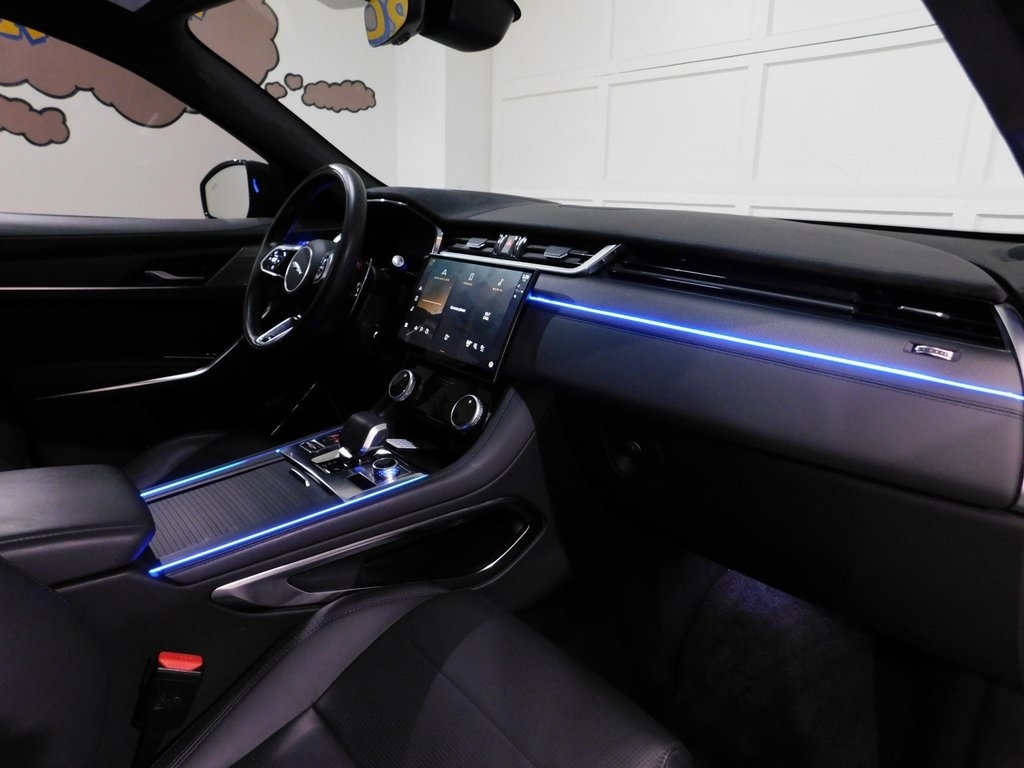 Jaguar F-Pace SVR 2024