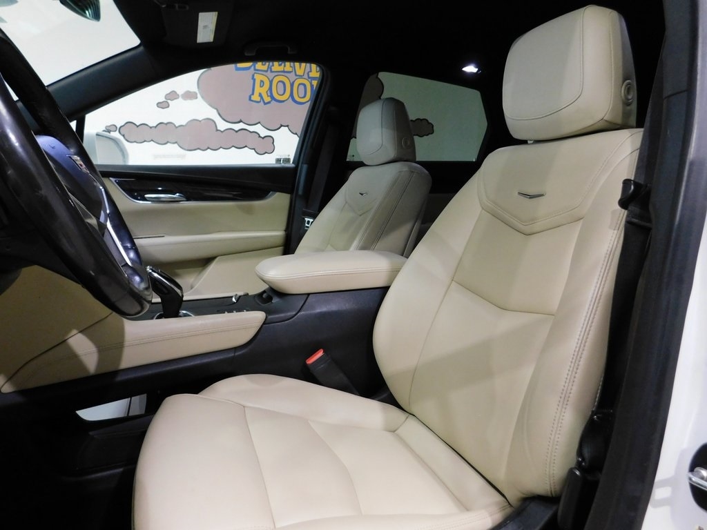 Cadillac XT5 Base AWD 2018