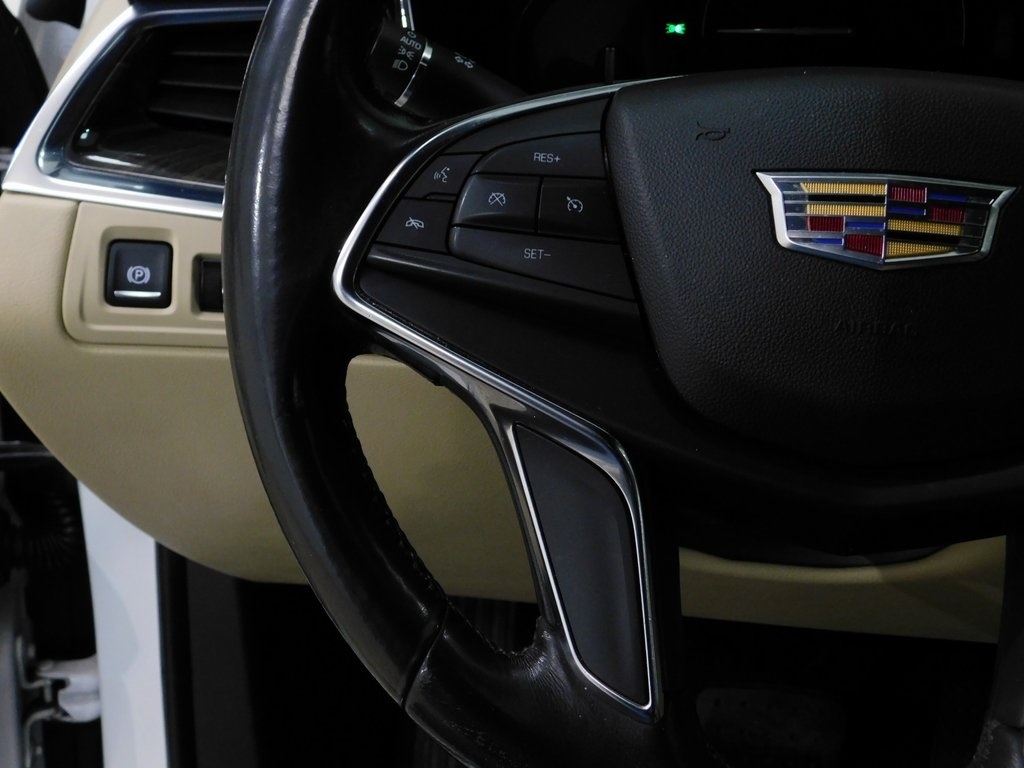 Cadillac XT5 Base AWD 2018