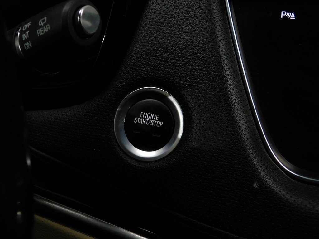 Cadillac XT5 Base AWD 2018