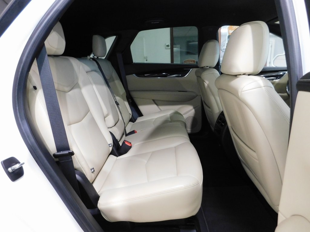 Cadillac XT5 Base AWD 2018