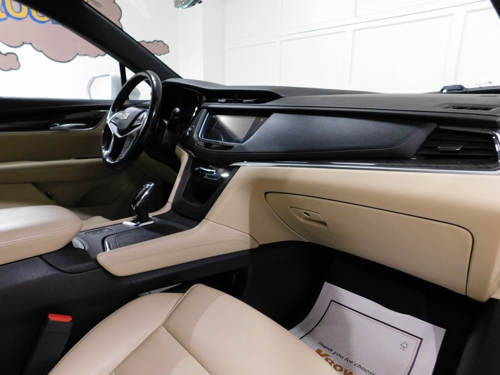 Cadillac XT5 Base AWD 2018