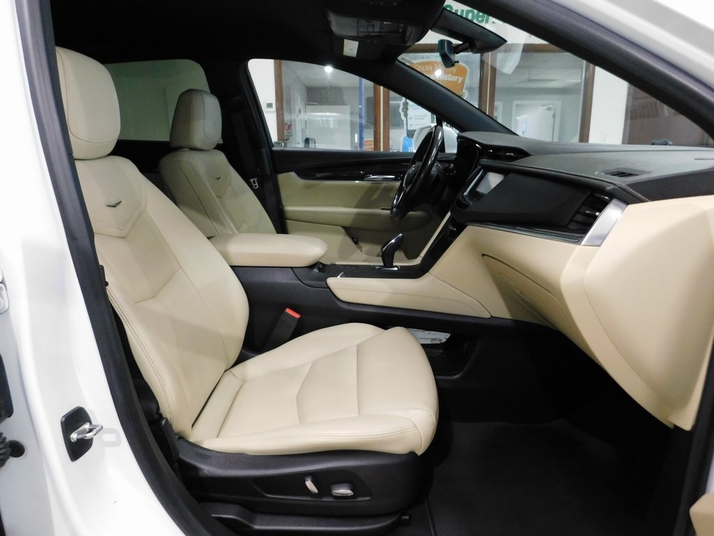 Cadillac XT5 Base AWD 2018