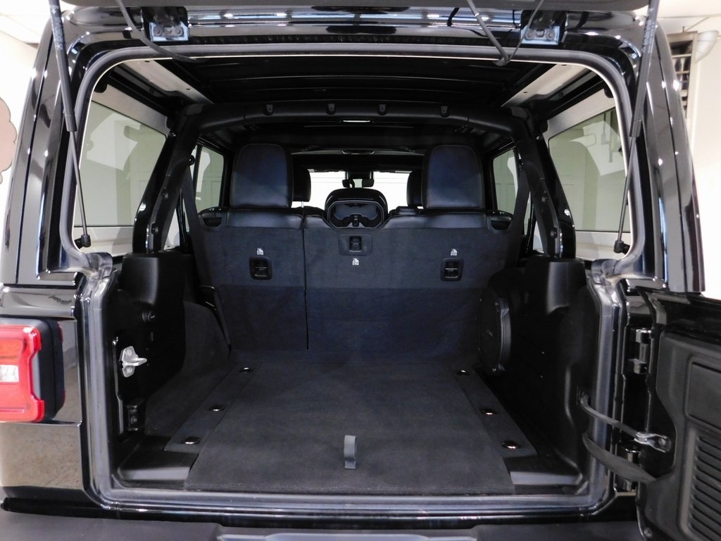 Jeep Wrangler Unlimited Sahara 2022