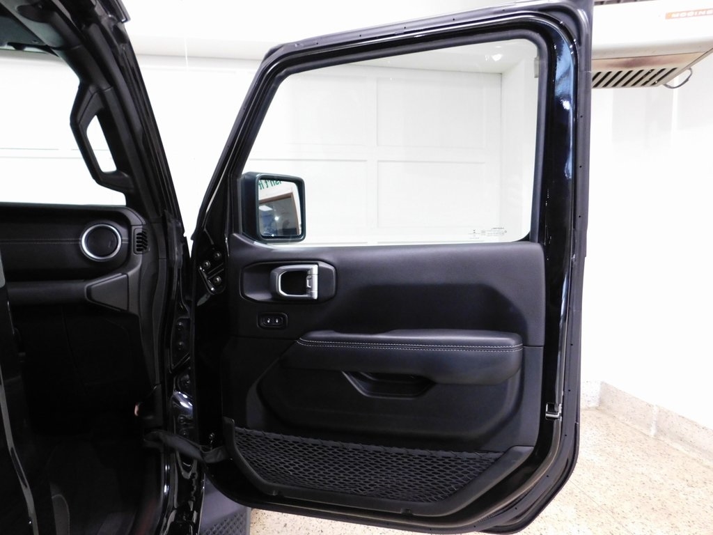 Jeep Wrangler Unlimited Sahara 2022