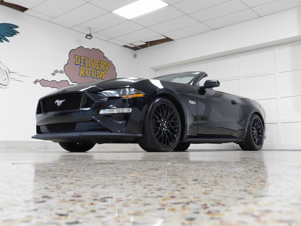 Ford Mustang GT convertible 2019