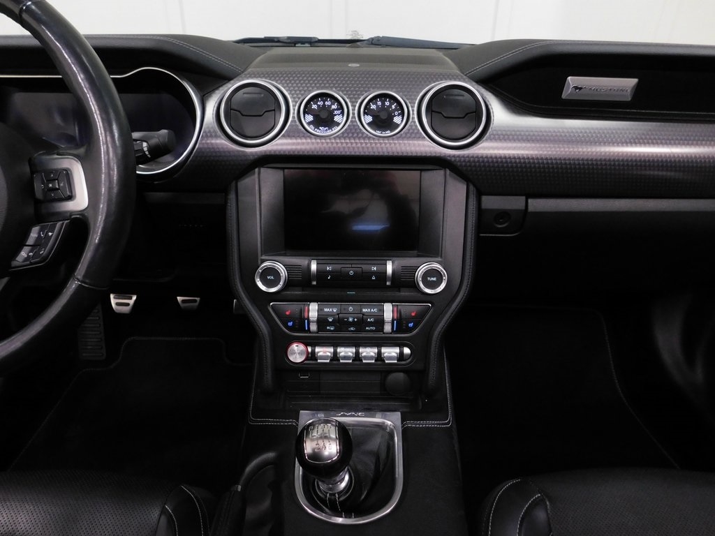 Ford Mustang GT convertible 2019