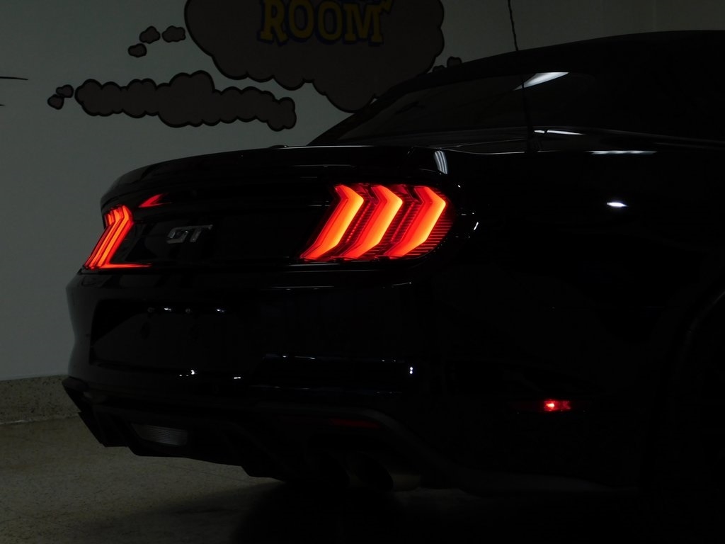 Ford Mustang GT convertible 2019