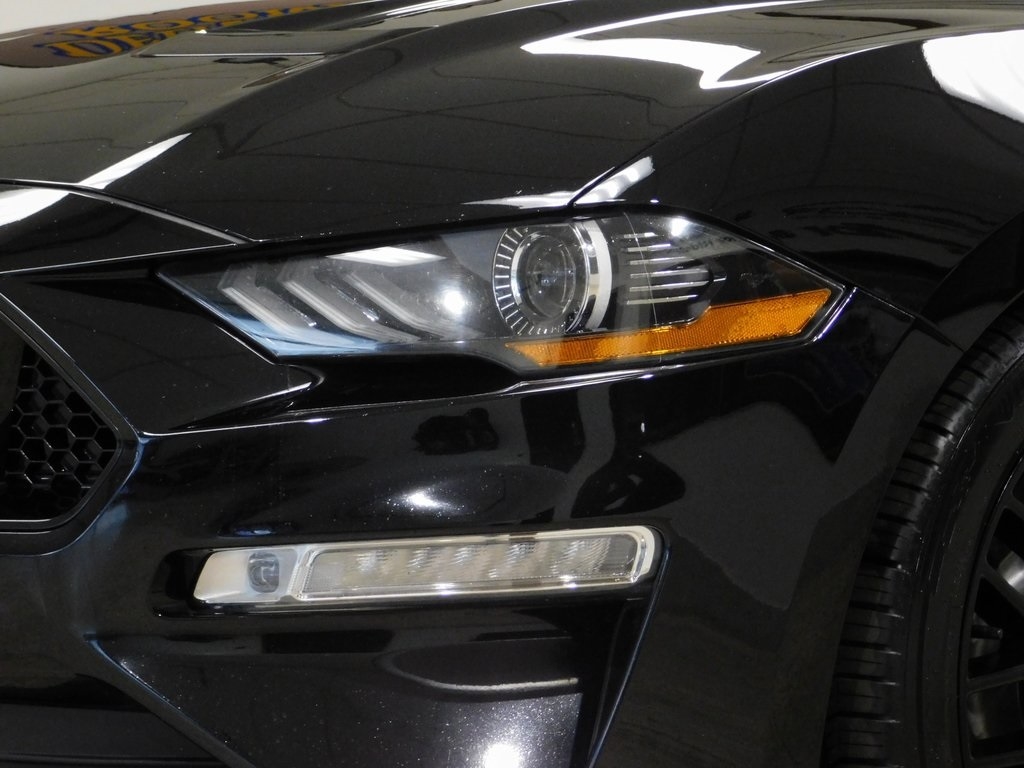 Ford Mustang GT convertible 2019